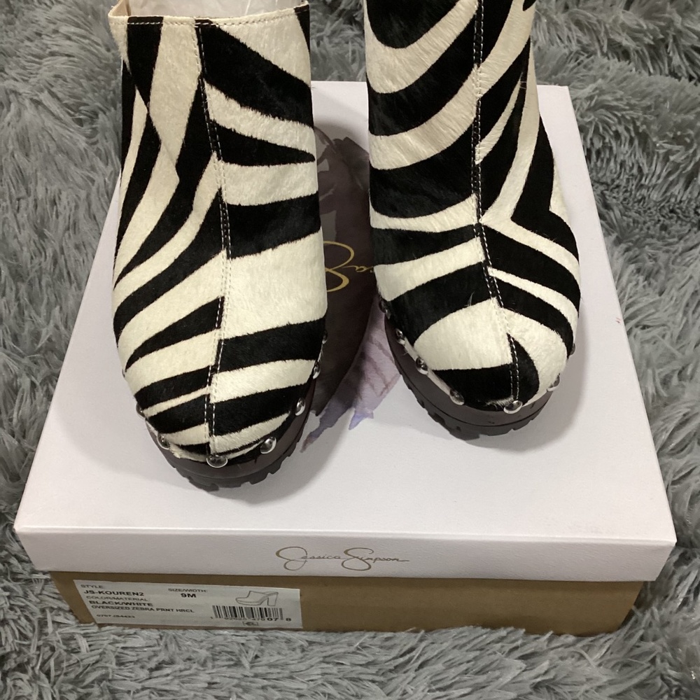Jessica Simpson Zebra print mules
